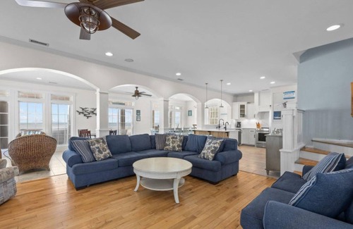 North Topsail Beach House | Ocean's Edge | Spacious, Oceanfront