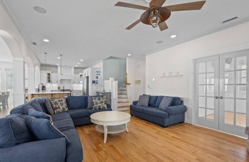 North Topsail Beach House | Ocean's Edge | Spacious, Oceanfront