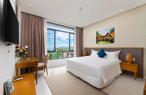 Cam Lam Villa | Ocean sand villa