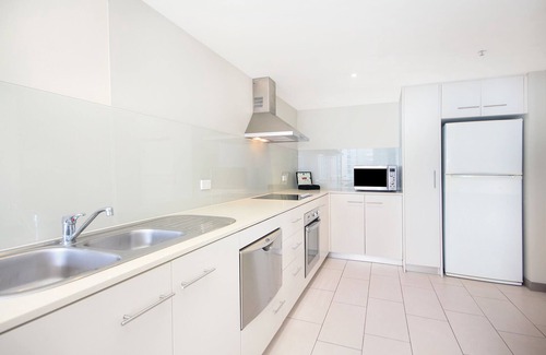 Coolangatta Resort | Ocean View 1 BD Mantra Apartment