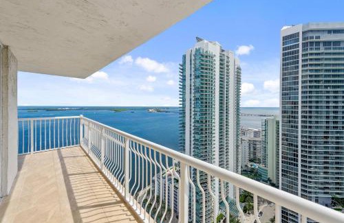 Brickell House | Ocean View 3BR Penthouse Brickell Miami