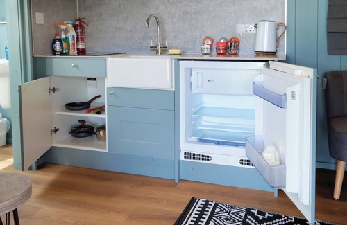 Baglan Cabin | Ocean View 4 - 1 Bed Pod - Llanrhidian