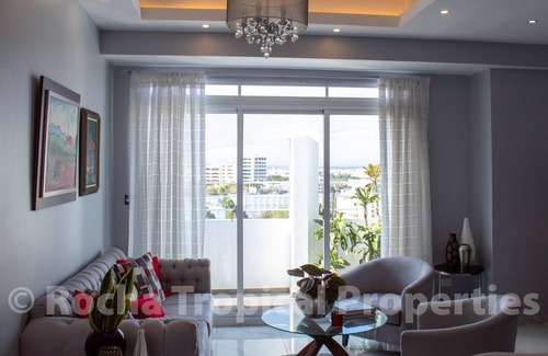 Gascue Apartment | Ocean View Apartment in the heart of Santo Domingo