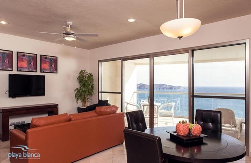 San Carlos Apartment | Ocean View Condo in Playa Blanca