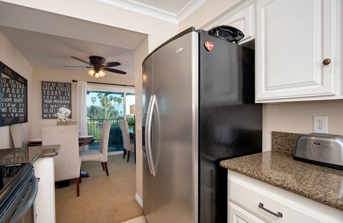 San Clemente Condo | Ocean View Condo With Community Pool and Air Conditioning!