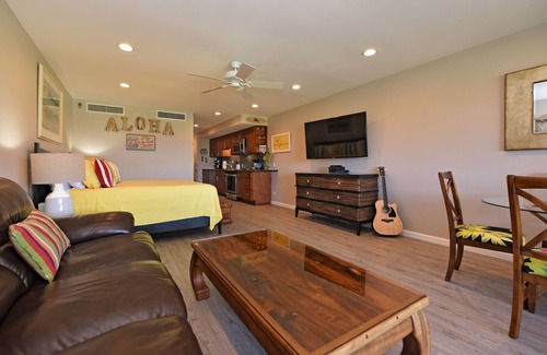 Kaanapali Condo | Ocean View/Golf course A210 Maui Eldorado, Remodeled