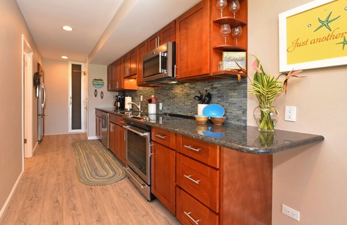 Kaanapali Condo | Ocean View/Golf course A210 Maui Eldorado, Remodeled