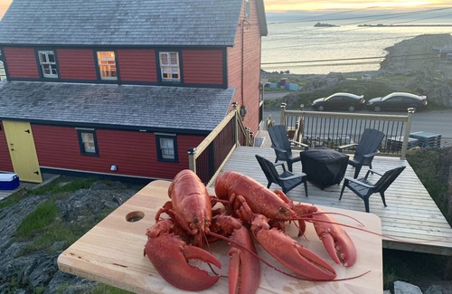 Bonavista House | Ocean view historical Ellis saint house