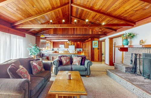 Mendocino House | Ocean-view home steps to Russian Gulch State Park with private hot tub