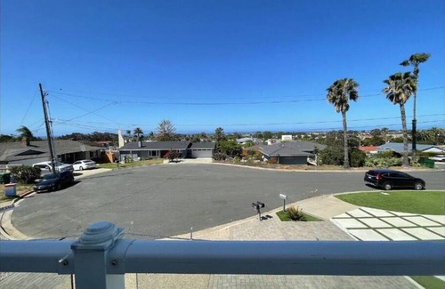 Olde Carlsbad Apartment | Ocean View Home w/PrivateBalcony
