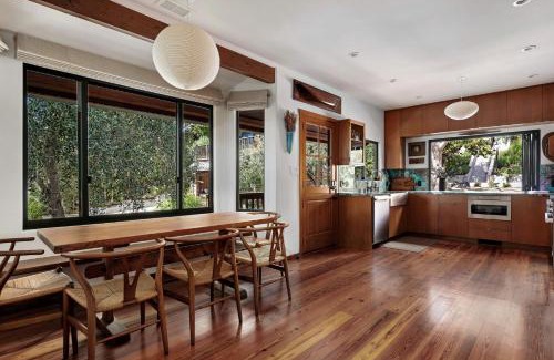 Summerland Villa | Ocean View House and Loft
