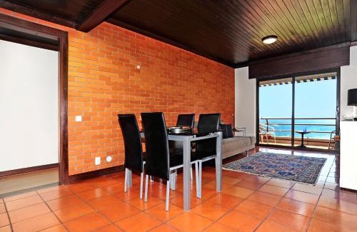 Cascais Apartment | Ocean View in Estoril - Checkinhome