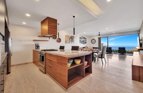 Pedregal Condo | Ocean View, Infinity Pool, Overlooking Quivira