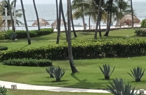El Cortecito Apartment | Ocean View Paradise "Playa Turquesa" 3 BR, free private beach, pools, WiFi