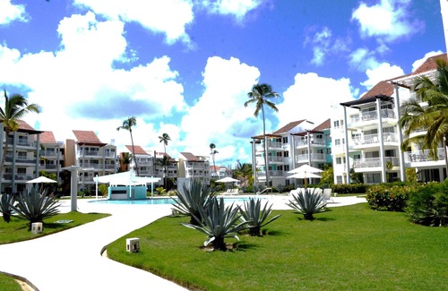 El Cortecito Apartment | Ocean View Paradise "Playa Turquesa" 3 BR, free private beach, pools, WiFi