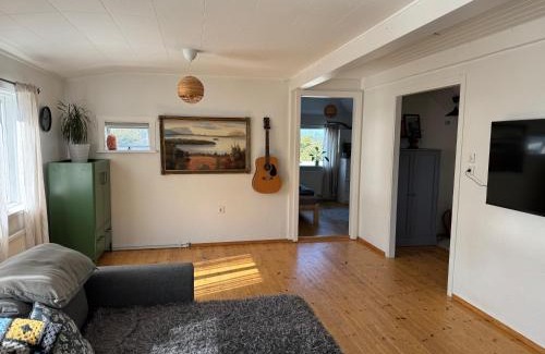 Hafnarfjordur House | Ocean view room in urban center