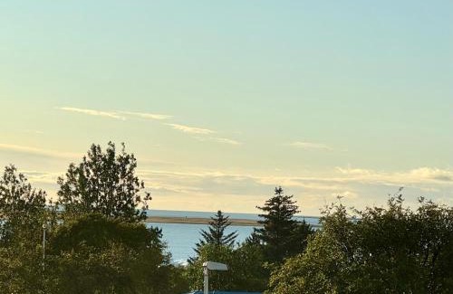 Hafnarfjordur House | Ocean view room in urban center