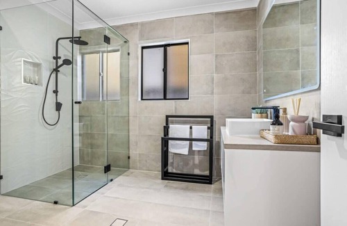 Bombo House | Ocean View Sensation/ 3-min-walk to Bombo Beach