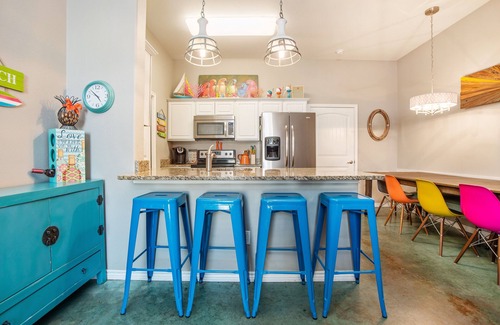 Corpus Christi House | Ocean view, steps from the beach!