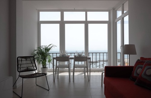 Paco De Arcos Apartment | Ocean View Suite, Lisbon
