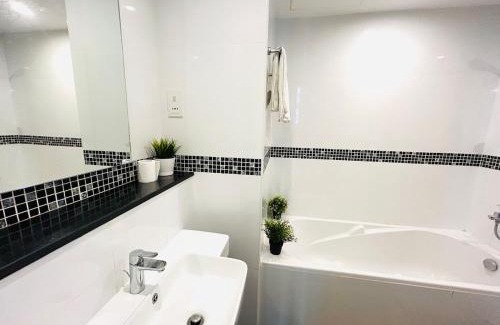 Manama Apartment | Ocean view two bedroom and ahalf Luxury apartment