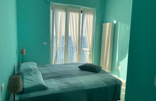 Levanto House | Ocean View Villa with Fast WI-FI and Elevator to Town