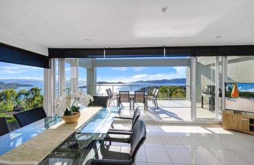 Hamilton Island Apartment | Ocean View Villas