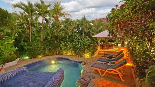 Almacen Villa | Ocean Views and a Garden to Fall in Love With