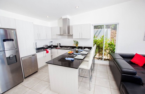 Boca Chica House | Ocean Views & Easy Access to Hotel Facilities