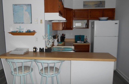 Sneads Ferry Condo | Ocean Views & Chill Vibes with Morning Sun on Ocean Front Balcony