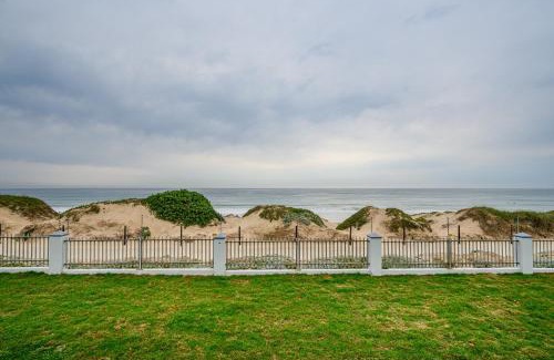 Pollok Beach Apartment | Ocean Whisper At 42