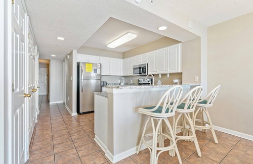 Ocean Drive Condo | Oceanfront 7th Floor, AshWorth, Lazy River, Pools | AshWorth - 707