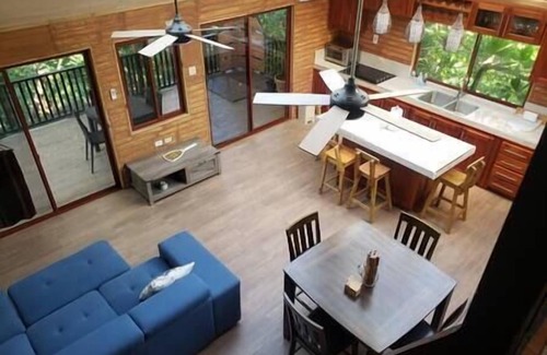 West End House | Oceanfront 9BR Cabin with Pool + Direct Sea Access, Group Paradise"