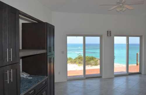 Governor's Harbour House | Oceanfront- Brand new Eleuthera house