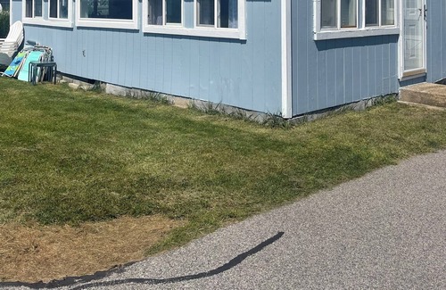 Point Judith Cottage | Oceanfront Beach Cottage For Rent in Point Judith!