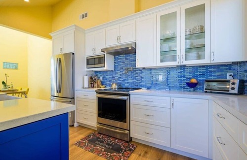 Westside Santa Cruz House | Oceanfront Beach House overlooking the Boardwalk