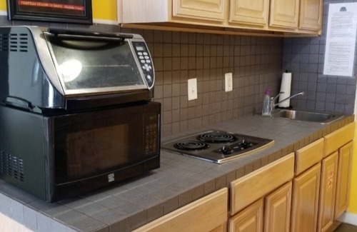 Wildwood Crest Condo | Oceanfront Beauty 2BR 2BA W/Deck -2 Heated Pools, Elev, Decks, Grills