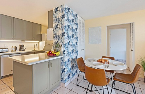 Maalaea Condo | Oceanfront Chic | 2BR Ocean View High Floor