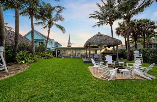 Cocoa Beach House | Oceanfront Cocoa Beach Vacation Home Private Beach, Tiki Bar & Family Fun