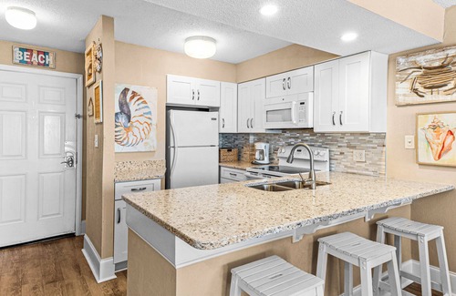 Myrtle Beach Condo | Oceanfront Condo, Gorgeous, Clean & Remodeled located at Sands Beach Club #325