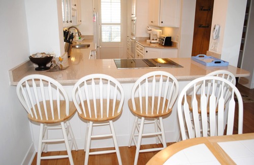 Litchfield by the Sea Condo | Oceanfront condo on the 5th floor with many amenities located within gated Pawleys Island community.