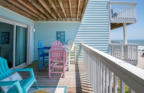 Kure Beach Condo | Oceanfront Condo with 3+ Pools - Ocean Dunes 2006