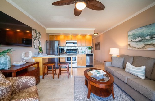 Honokowai Condo | Oceanfront Corner Condo at Kuleana | Top-Floor Views, A/C, Pool, Tennis