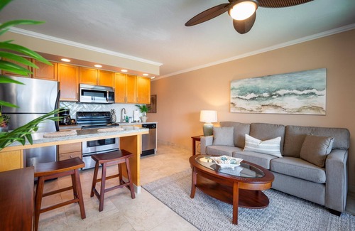 Honokowai Condo | Oceanfront Corner Condo at Kuleana | Top-Floor Views, A/C, Pool, Tennis