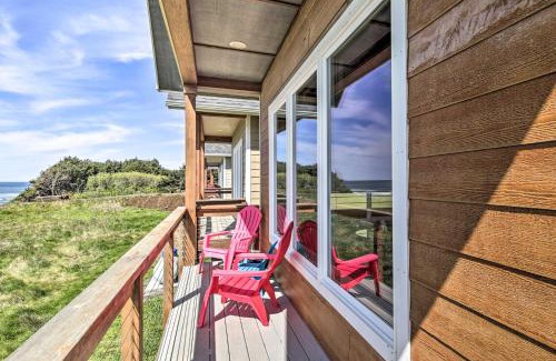 Yachats House | Oceanfront Cottage with Deck and Secluded Beach Access!