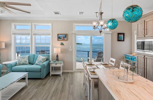 Cudjoe Key House | Oceanfront Cudjoe Key Home - 35' Seawall, Sunrise Views, Pool & Pet-Friendly