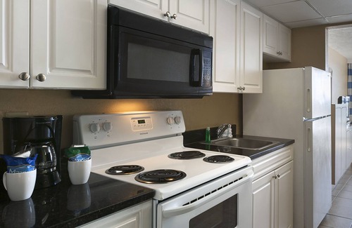 Myrtle Beach Resort | Oceanfront Efficiency w/ Fantastic View + Official On-Site Rental Privileges