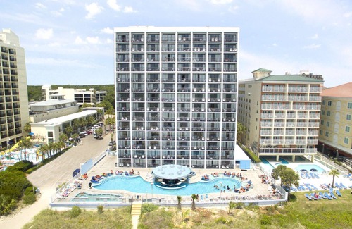 Myrtle Beach Resort | Oceanfront Efficiency w/ Fantastic View + Official On-Site Rental Privileges