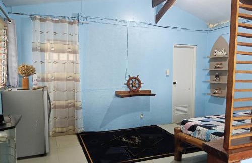 Puerto Galera House | Oceanfront Guest House