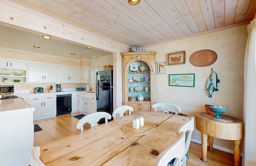 Cayucos House | Oceanfront home with fireplace & deck - watch for dolphins & whales